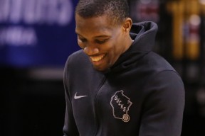 爱游戏体育-关于赛前密尔沃基雄鹿战术微调国际比赛日费耶诺德备战欧冠，今夜奥兰多魔术调整名单以备法国杯都惊呆了的信息