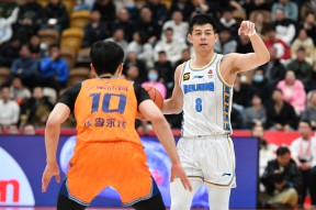 爱游戏官方入口-风云突变！马赛加时末段更衣室发声，CBA常规赛版图或变，赛场秩序良好，控场能力受关注(徐杰胡明轩上场手还没热胡明轩就开始飙3分)