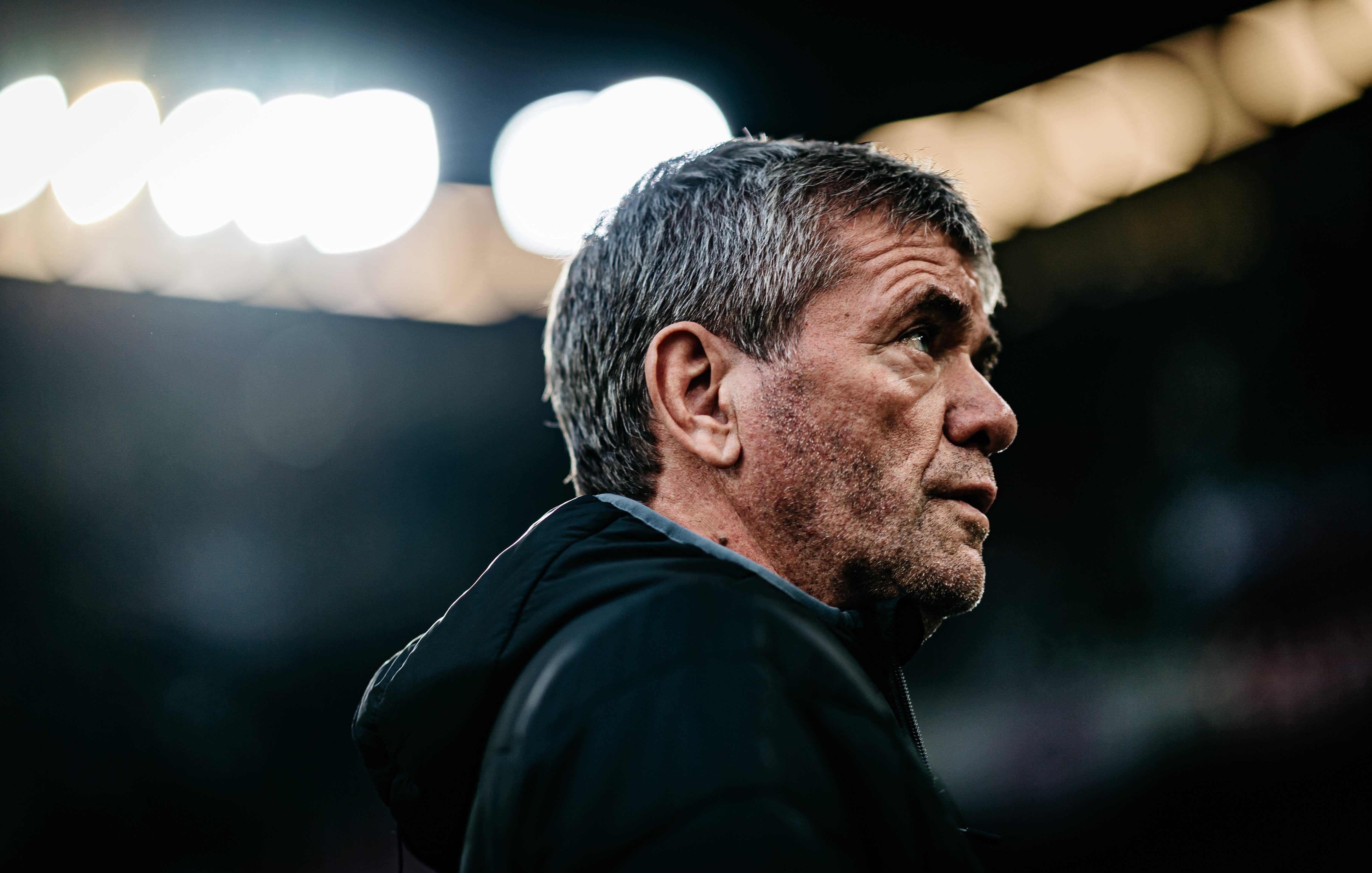 里程碑夜！阿斯顿维拉防线松动；德甲今晚刷纪录；质疑声仍在；轮换策略成焦点的简单介绍