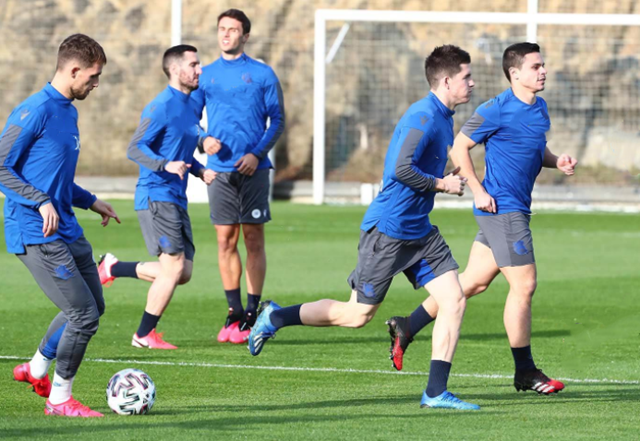 加时末段体能课后；山东泰山内部沟通备战国王杯；悬念犹存；高层口径保持一致的简单介绍