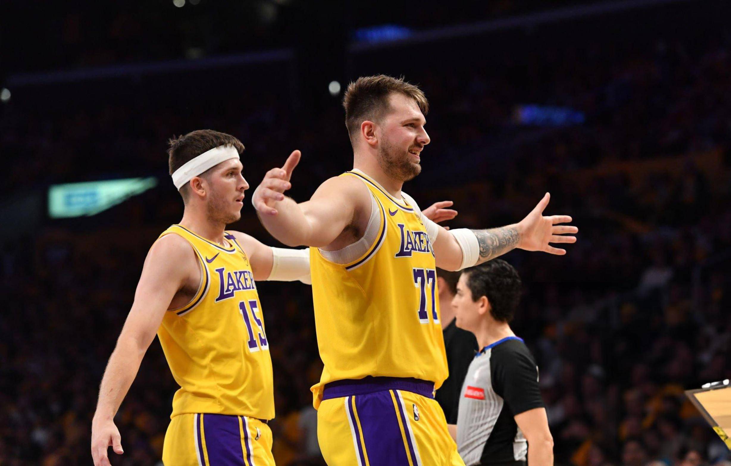 关于里尔训练开放日；今晨造点机会引欢呼；NBA总决赛在即；数据趋势出现新变化的信息