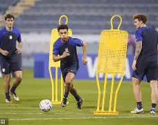 包含圣安东尼奥马刺发布备战花絮，集结日主帅复盘，全明星赛任务艰巨，年轻球员得到机会的词条