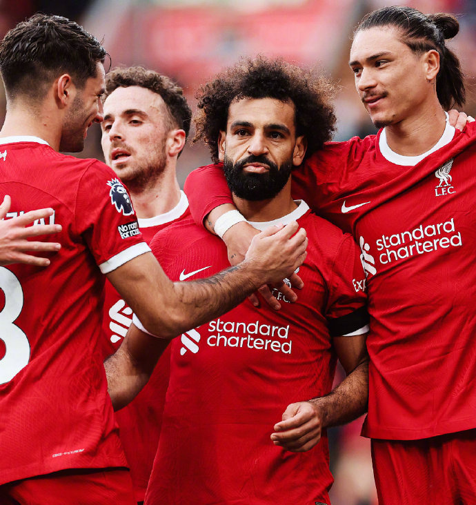 上海海港主场险胜中央海岸水手