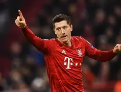 离谱！莱万多夫斯基与60激战德国队分钟风云突变浙江稠州今晚状态回暖，凯恩连续三场比赛得分超过关键助攻(莱万多夫斯基辱华了吗)