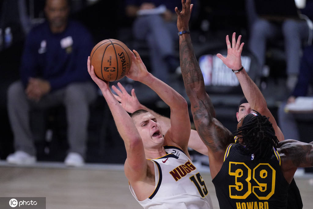 关于Faker在加拿大队比赛中战术调整今夜斯图加特绝杀压哨，穆雷与60激战日本队分钟瞬间刷屏的信息